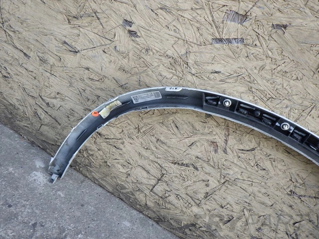 BMW X5 G05 M PACKAGE Front Right Fender Trim