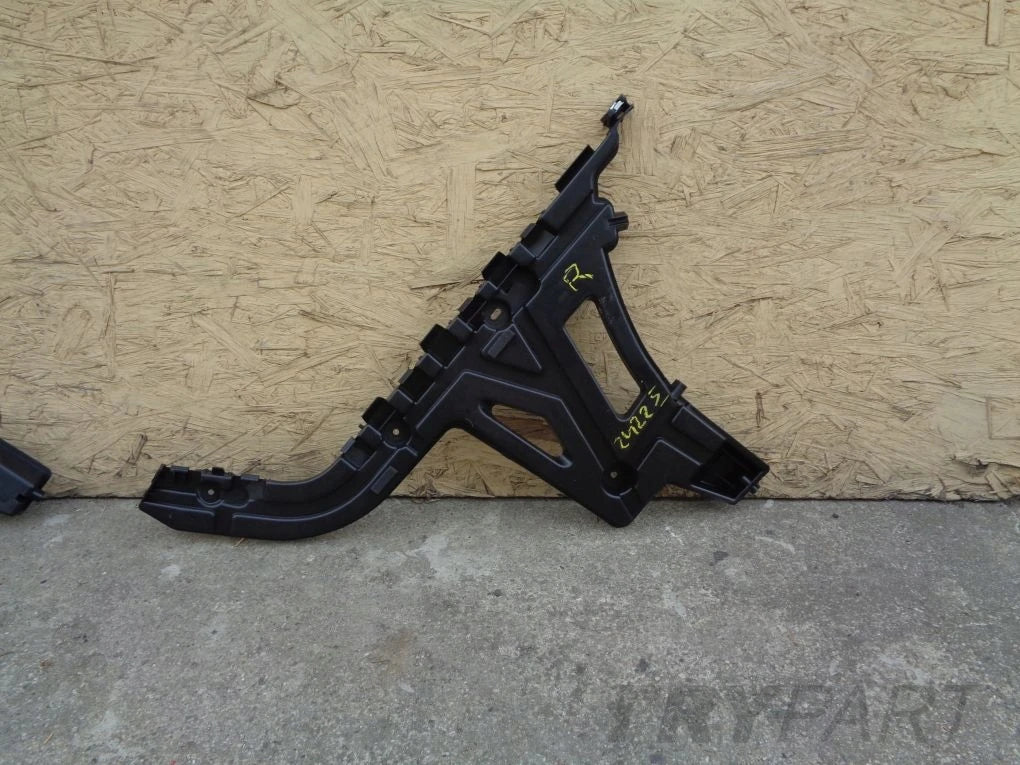 RENAULT LATITUDE Left Right Rear Bumper Clip