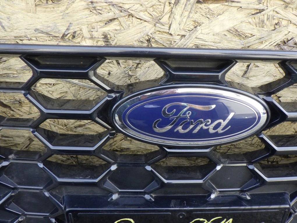 FORD FOCUS MK4 IV LIFT ST LINE 21- Grille