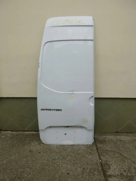 MERCEDES SPRINTER W907 W910 Rear Left Door