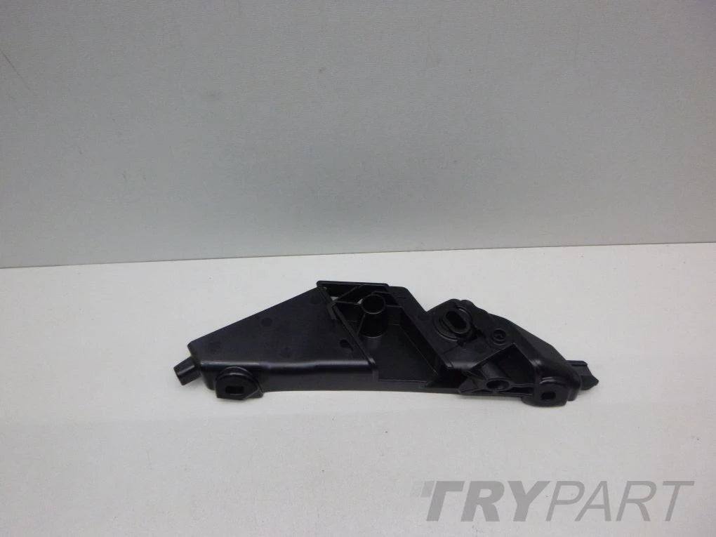 BMW 5 F11 KOMBI trunk lid limiter