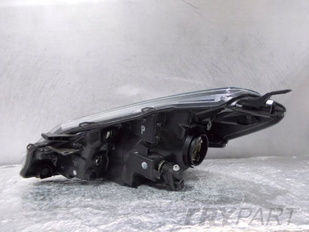 TOYOTA YARIS III LIFT 13- Right Headlight