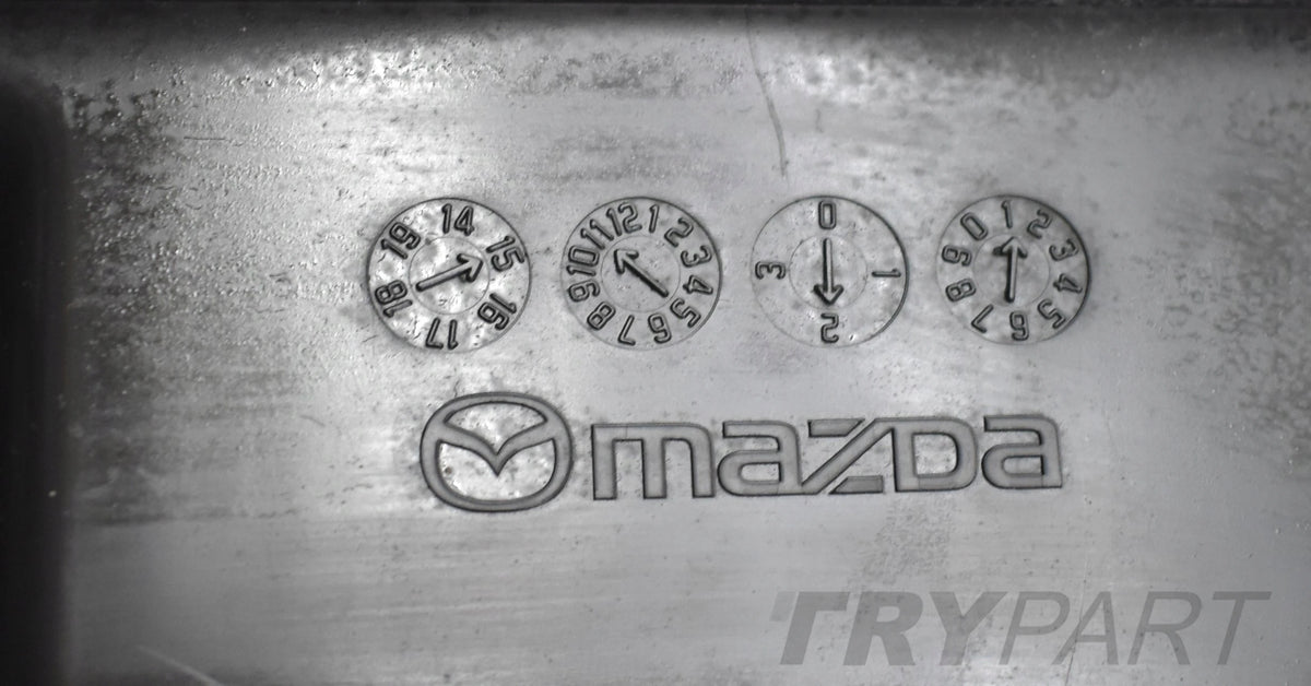 MAZDA 3 III ENGINE PLATE UNDERBODY SHIELD ORIGINAL