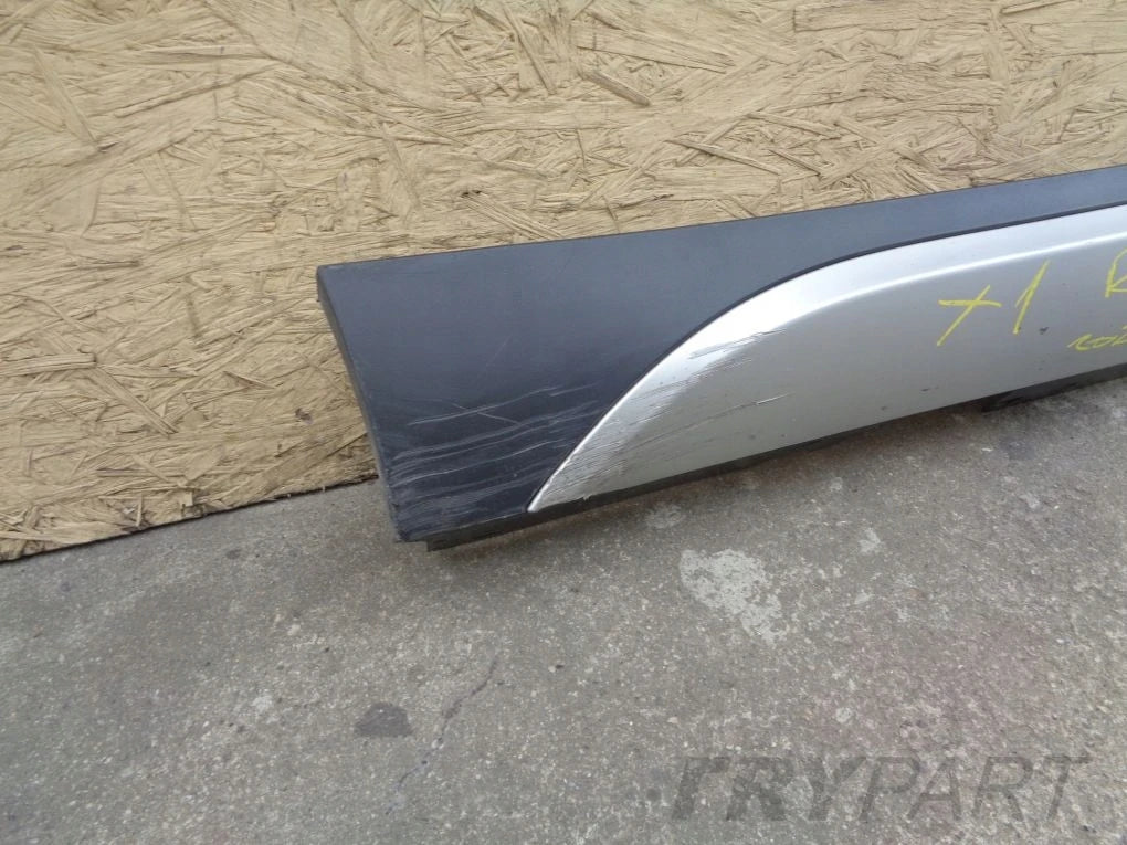 BMW X1 E84 X LINE Right Side Skirt Trim Sill Molding