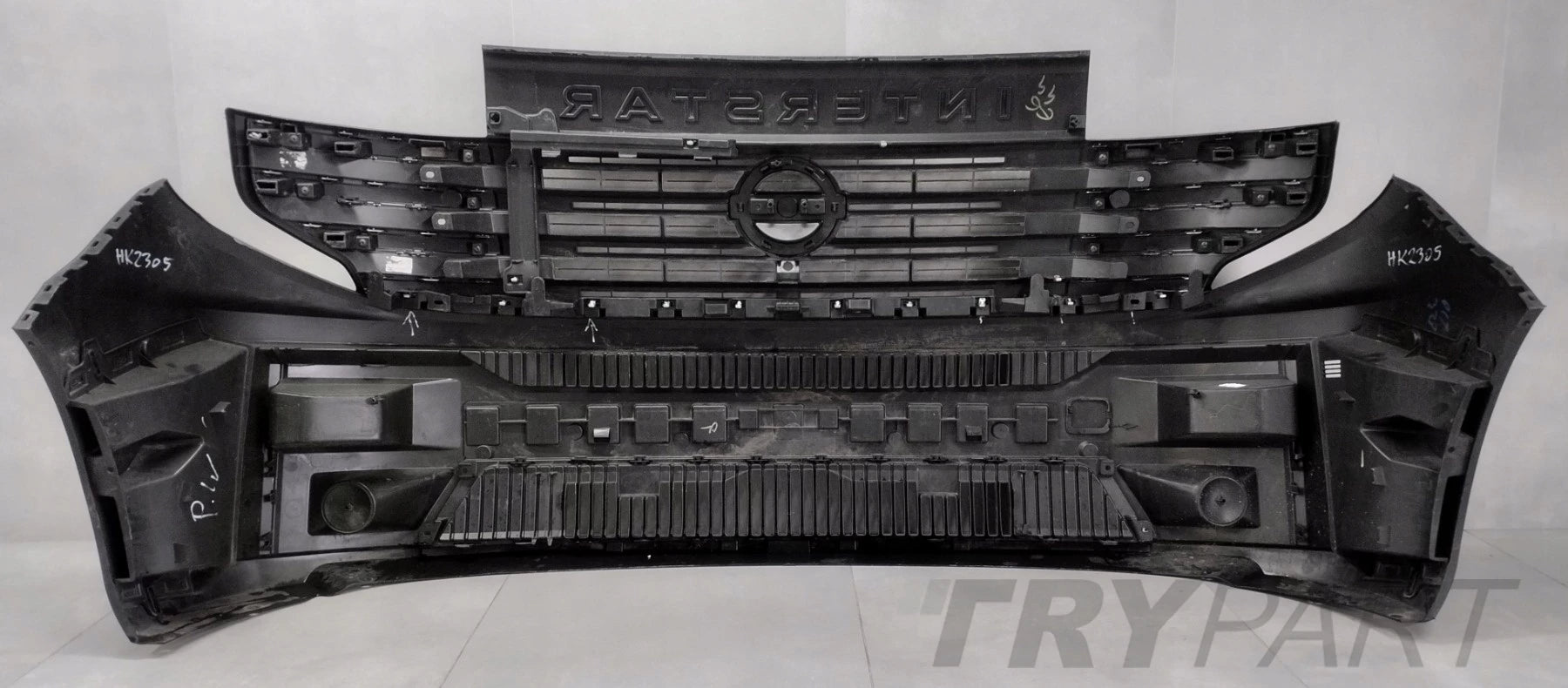 Front Bumper Nissan Interstar 24-