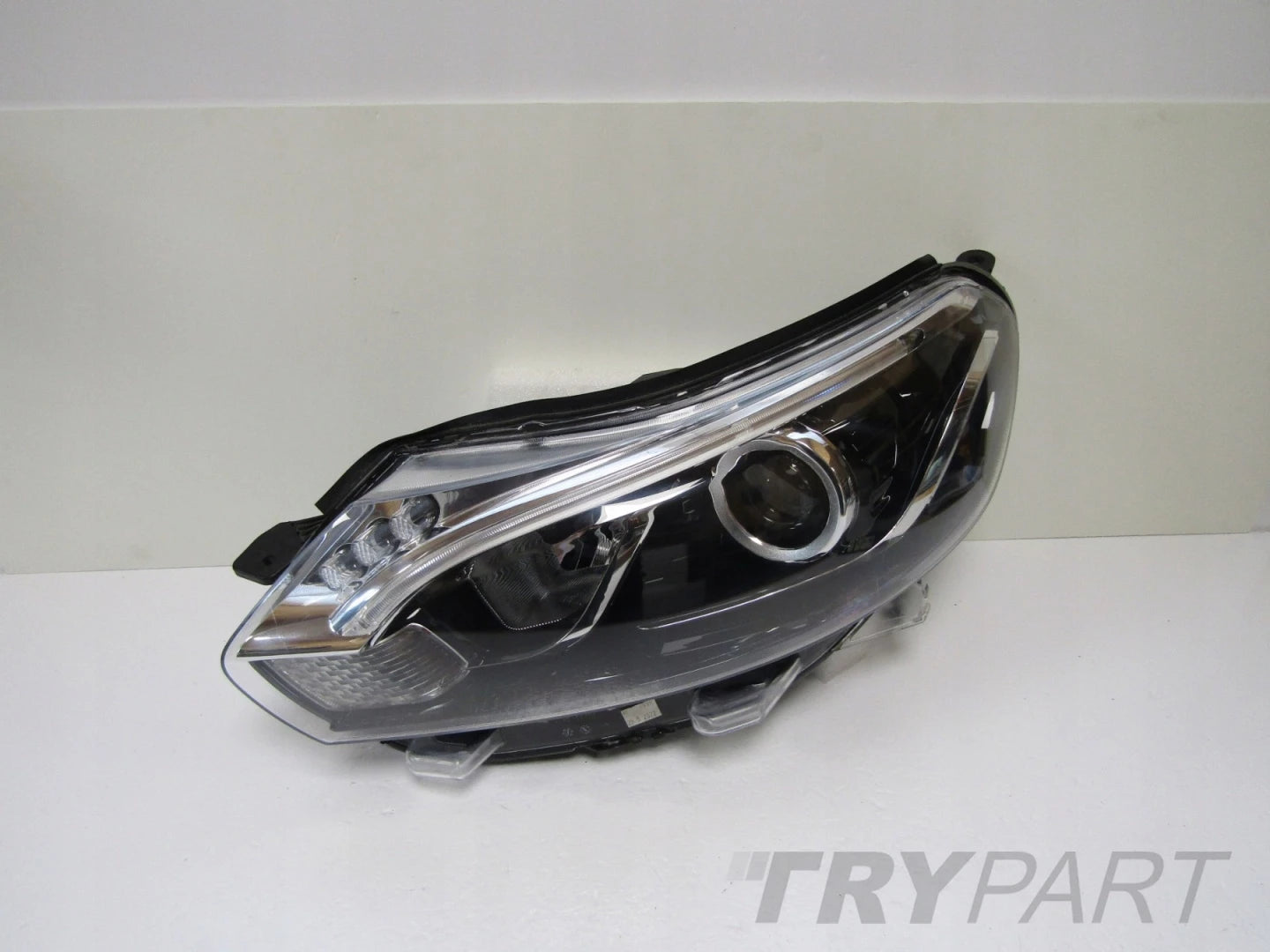 TOYOTA PROACE 2 II HEADLIGHT XENON NON-SWIVEL 16-23 LH 00207242-06