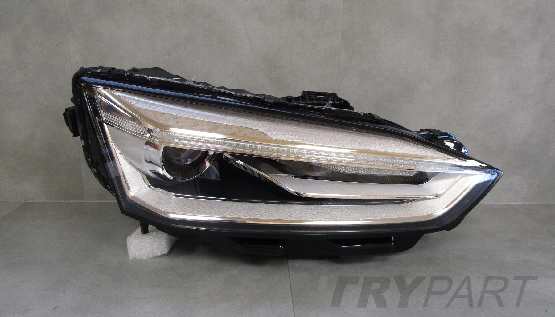 AUDI A5 8W6 HEADLIGHT XENON NON-STEERING 16-19 8W6941006 RH RIGHT