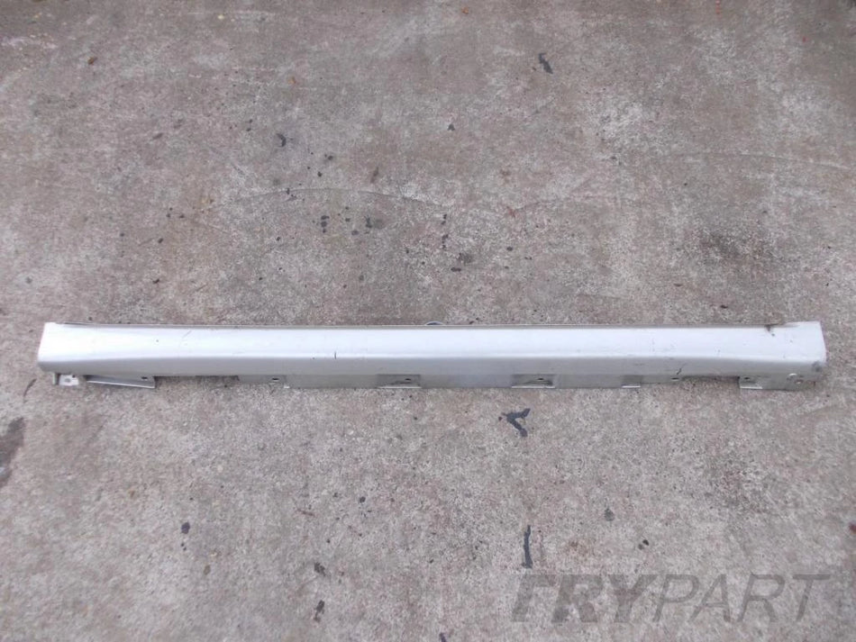Toyota Corolla Verso 04-07 sill trim
