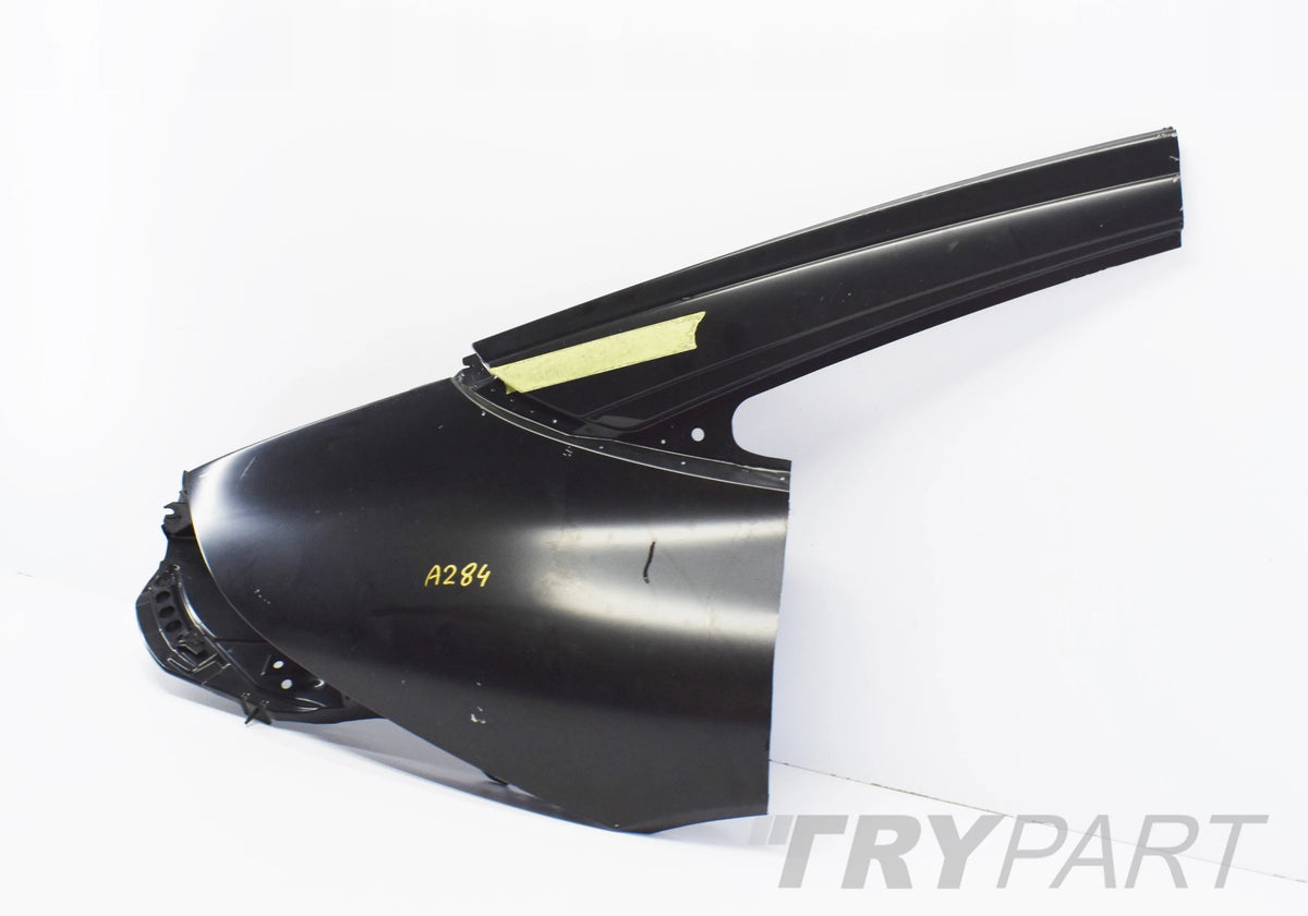 PORSCHE 911 997 TARGA RIGHT REAR FENDER HOUSING
