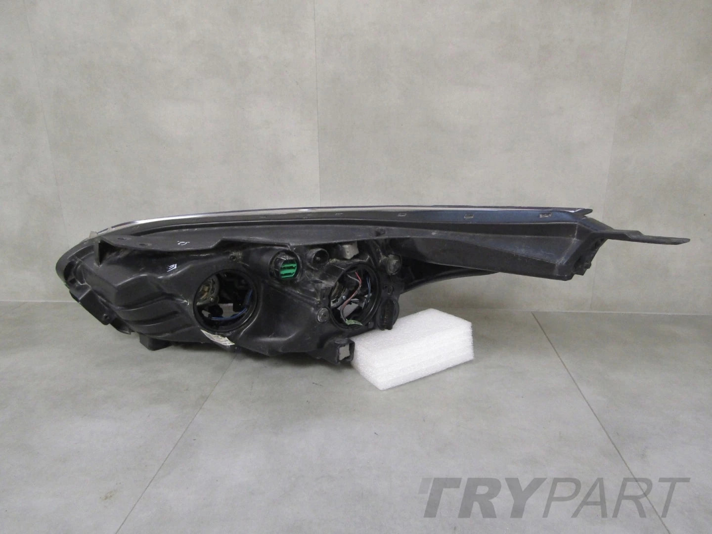Front lamp Kia Ceed 3 III STANDARD LENS 18-21 RH RIGHT 92102J7050
