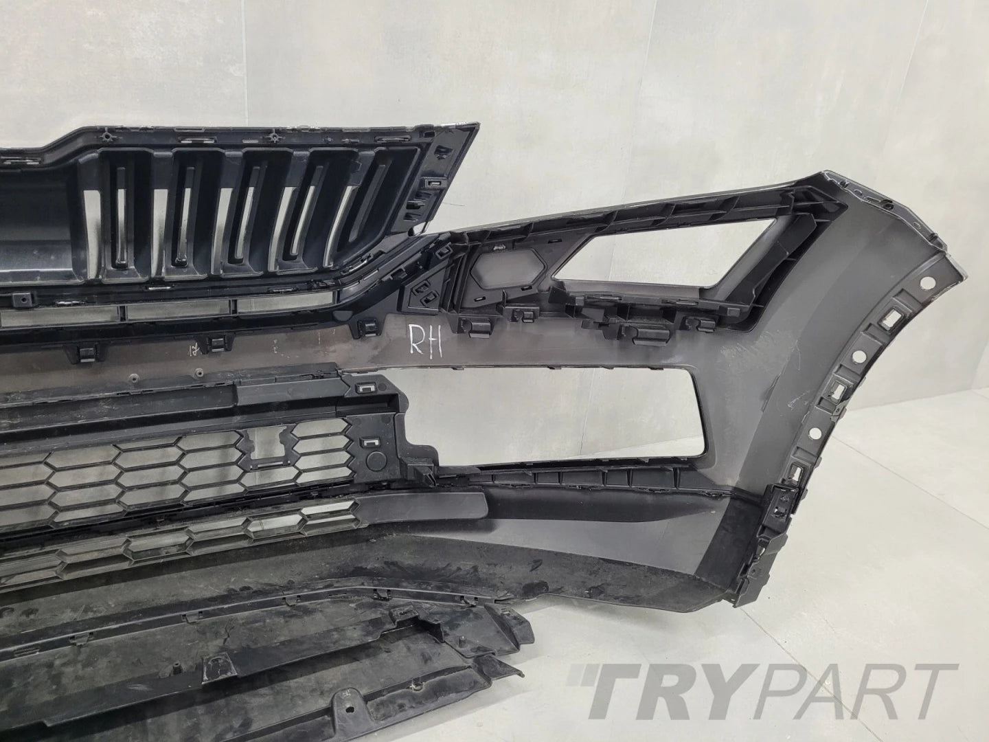 Front Bumper for Skoda Kodiaq 565 17-21