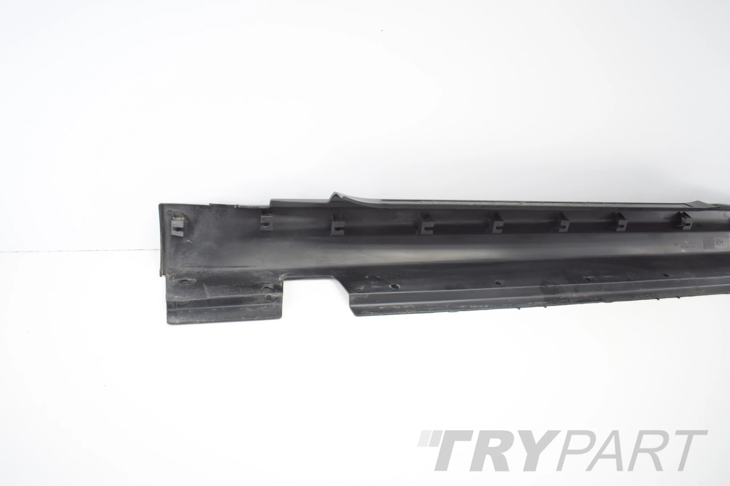 MINI COOPER R56 S RIGHT SILL PANEL ROCKER MOULDING COMPLETE