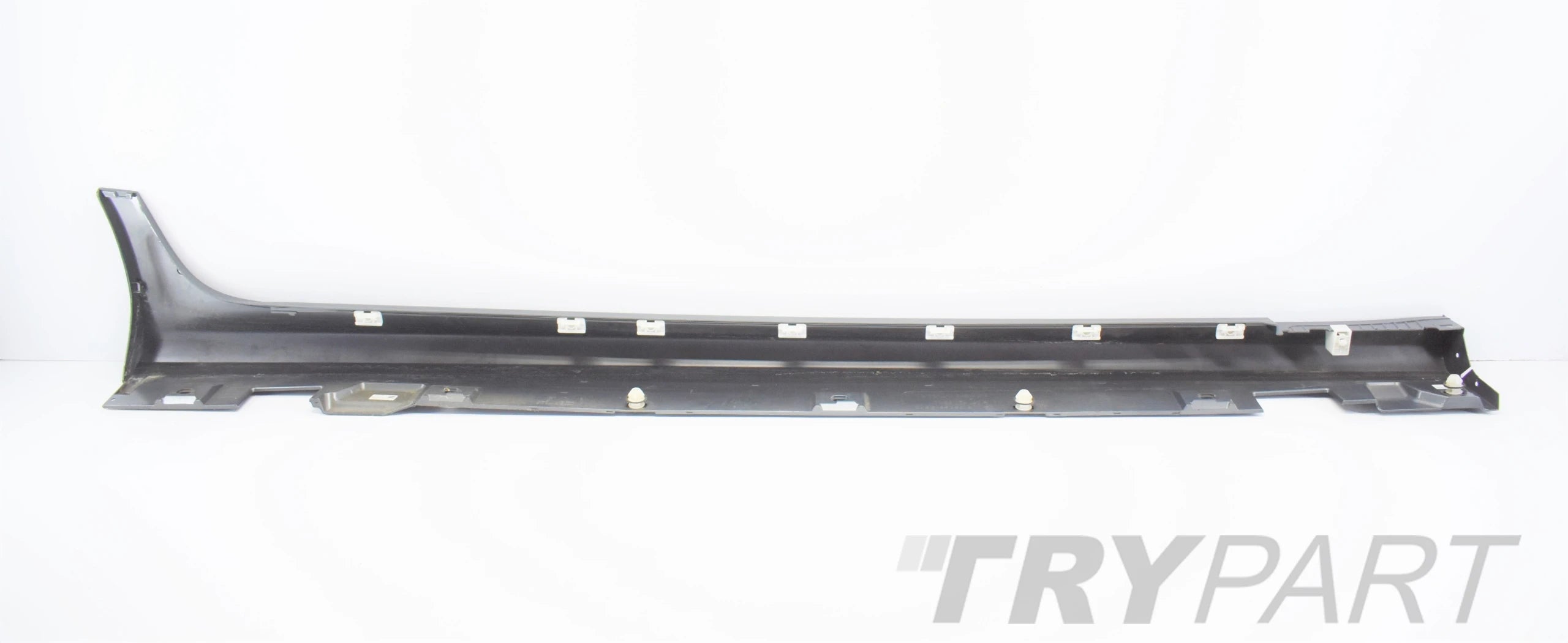 MERCEDES CLS W257 LEFT SILL STRIP ORG