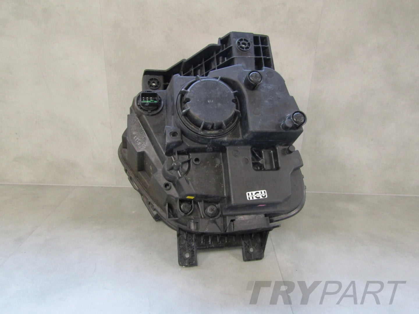 Kia Soul 3 III Halogen Headlight LED DRL 18-22 RH 92202-J2