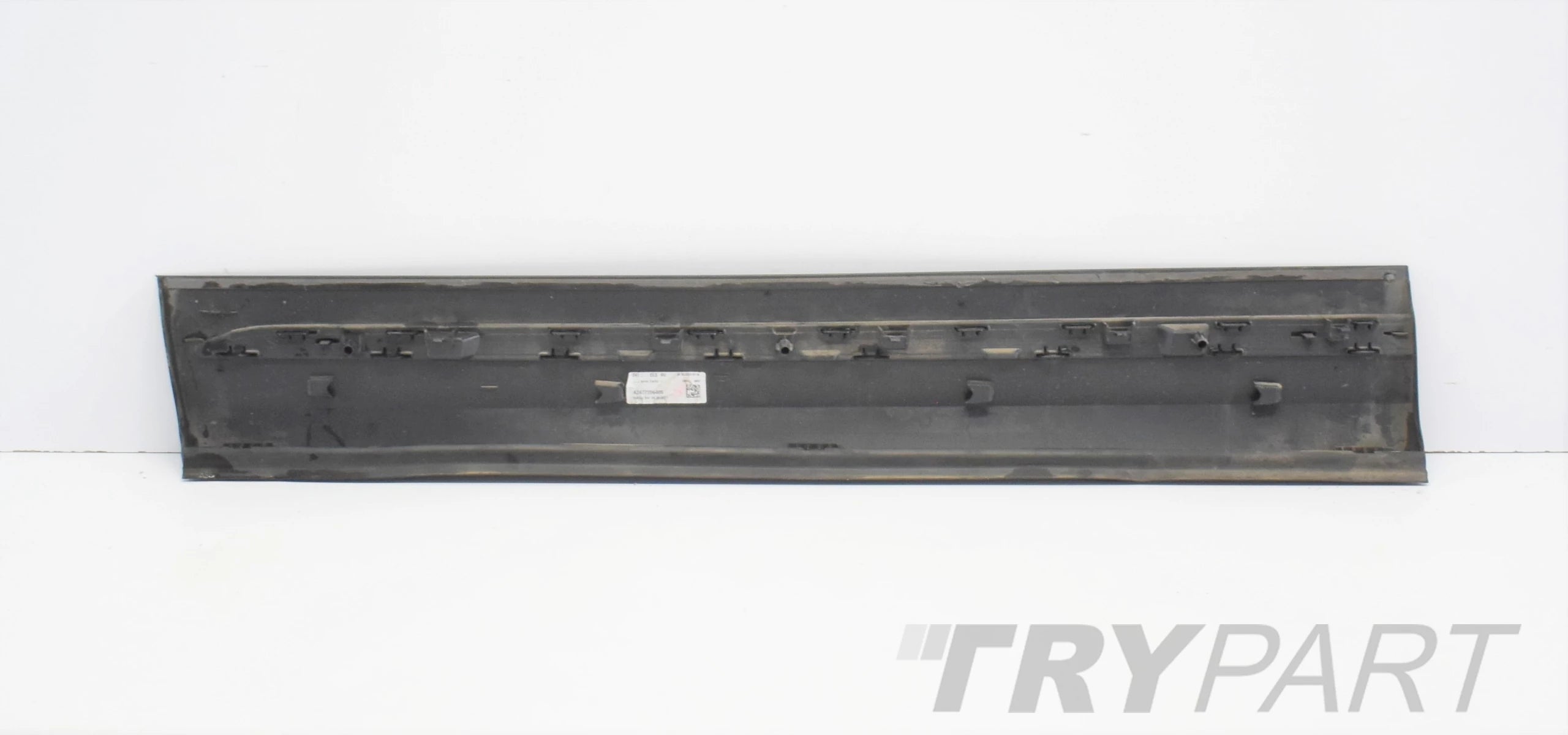 MERCEDES GLA II W247 RIGHT FRONT DOOR MOULDING ORG