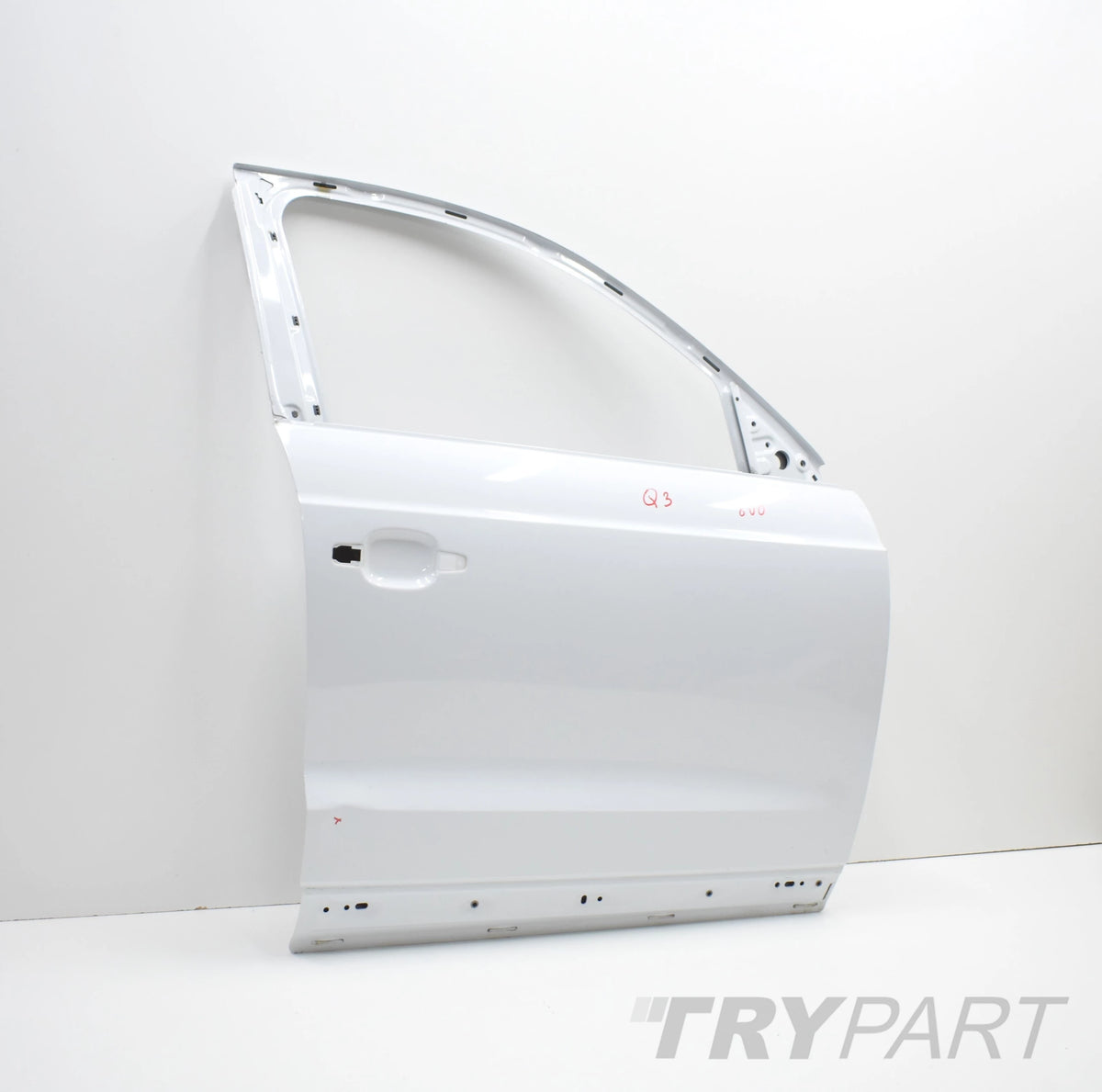 AUDI Q3 8U0 PASSENGER SIDE FRONT DOOR ORG