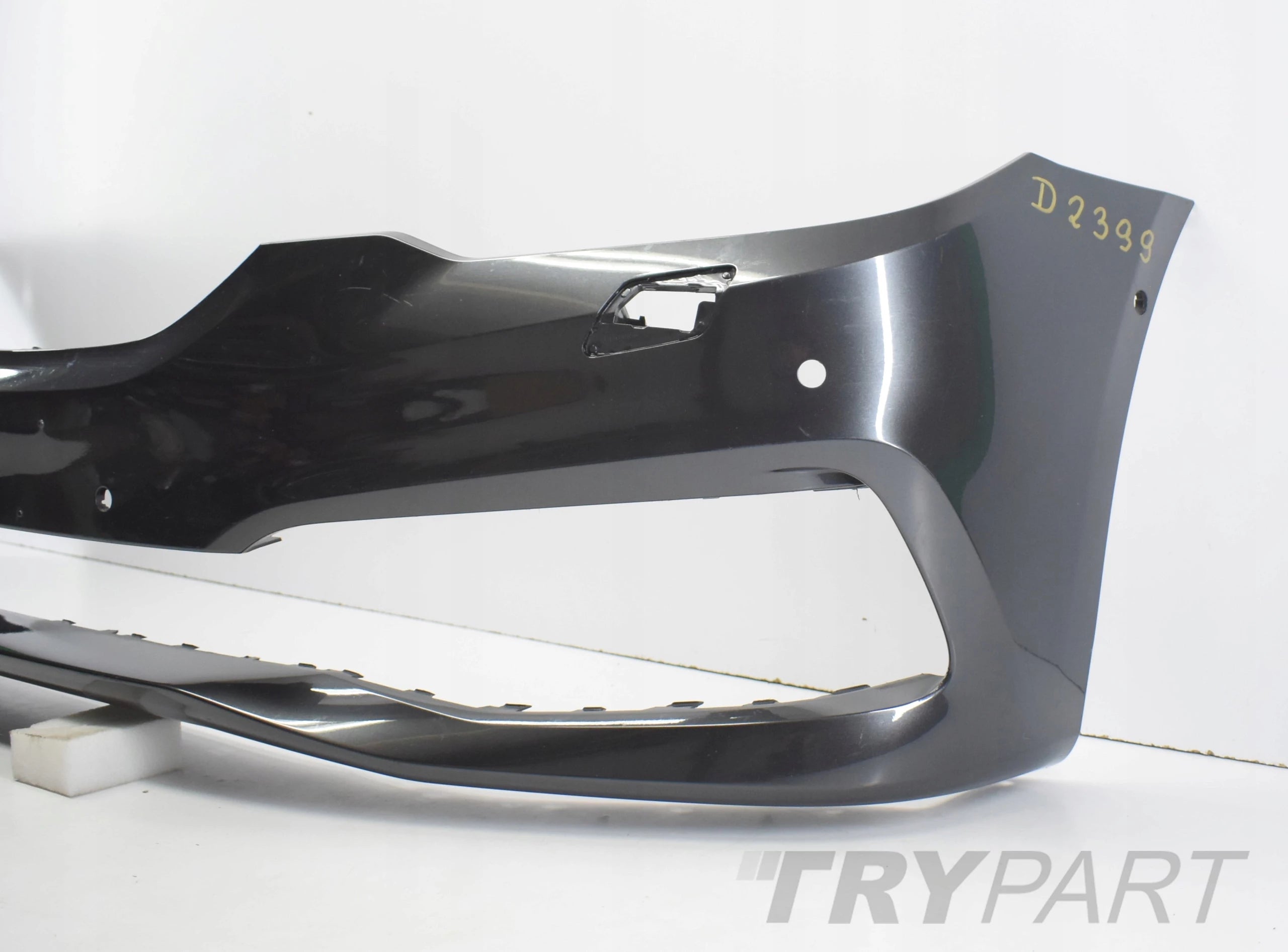 BMW 5 G30 G31 FRONT BUMPER EXCELLENT CONDITION ORIGINAL