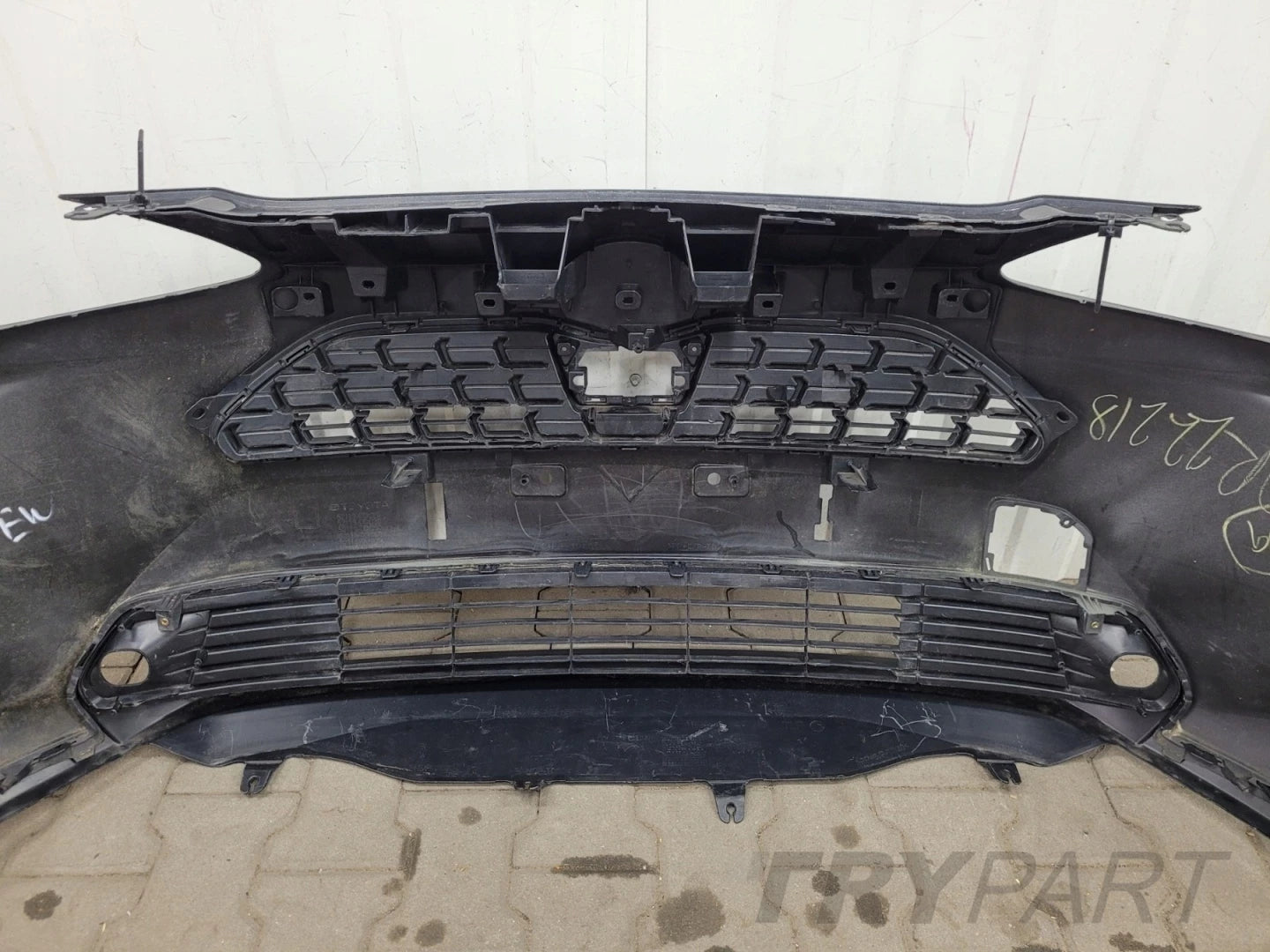 Front Bumper Toyota Yaris Cross 21-