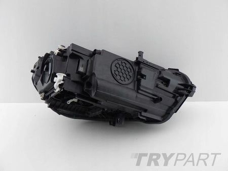 MERCEDES CLA 118 W118 LIFT FULL LED PERFORMANCE 23- left front lamp