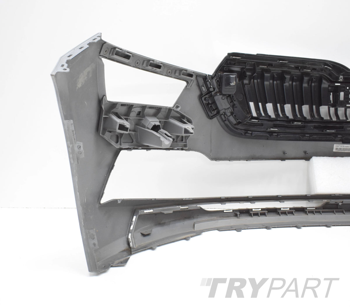 SKODA KAMIQ 568 FRONT BUMPER ORG + GRILLE + GRILLE INSERT