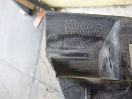 VW PASSAT B8 Rocker Panel Mount Slider