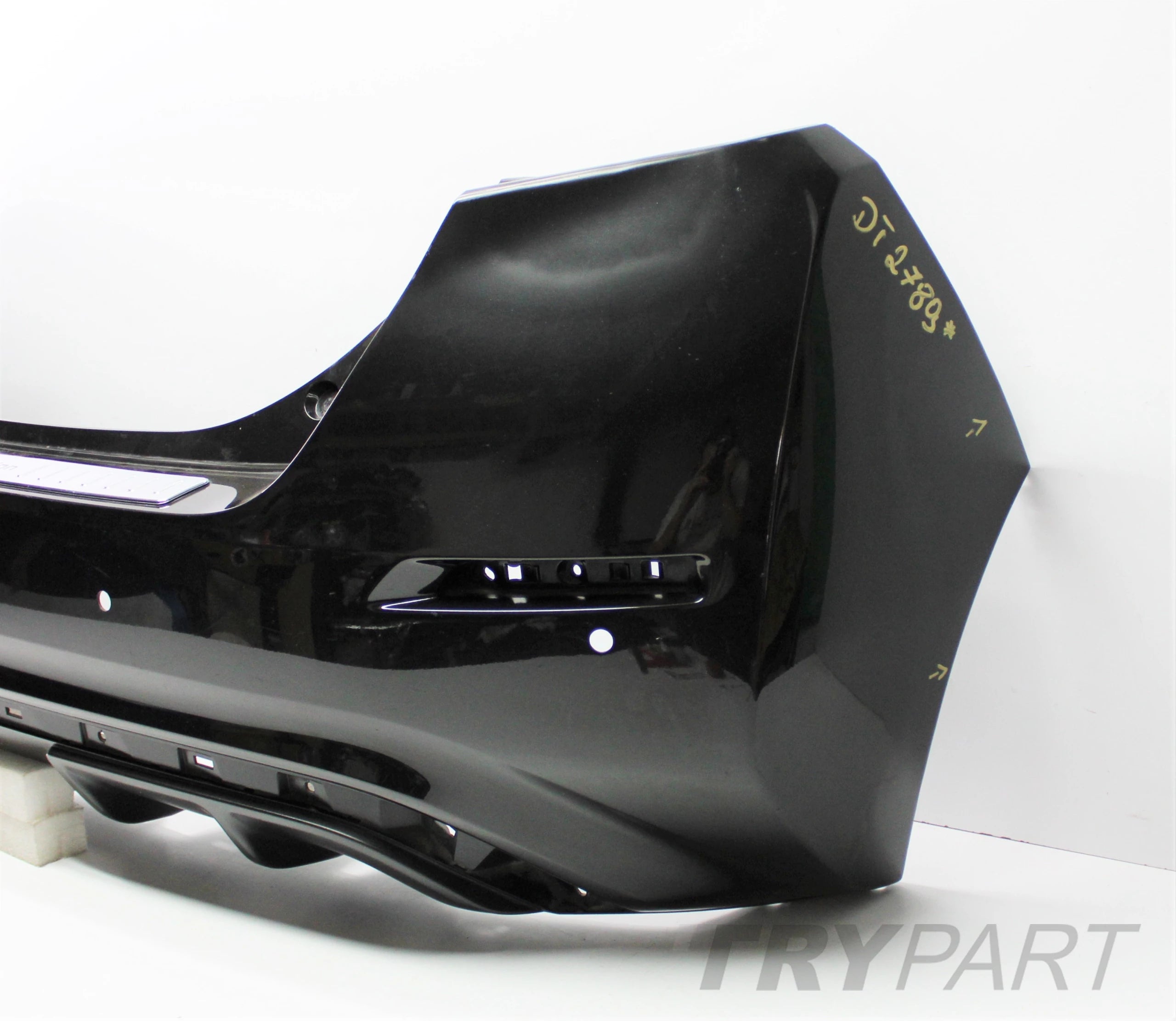 NISSAN LEAF 2 II REAR BUMPER ORG 17+