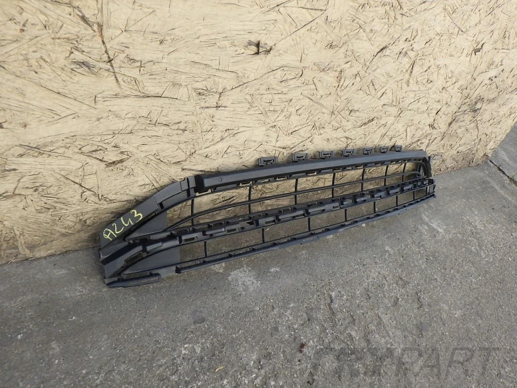 MERCEDES EQA 243 W243 AMG FRONT BUMPER GRILLE