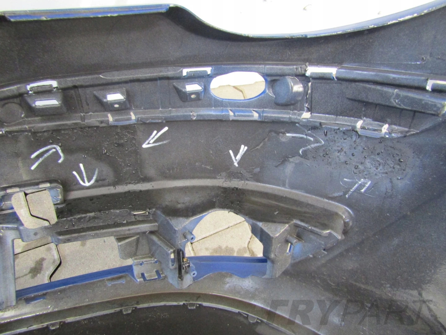 Front Bumper VW Touran 1T0 Lift 07-10