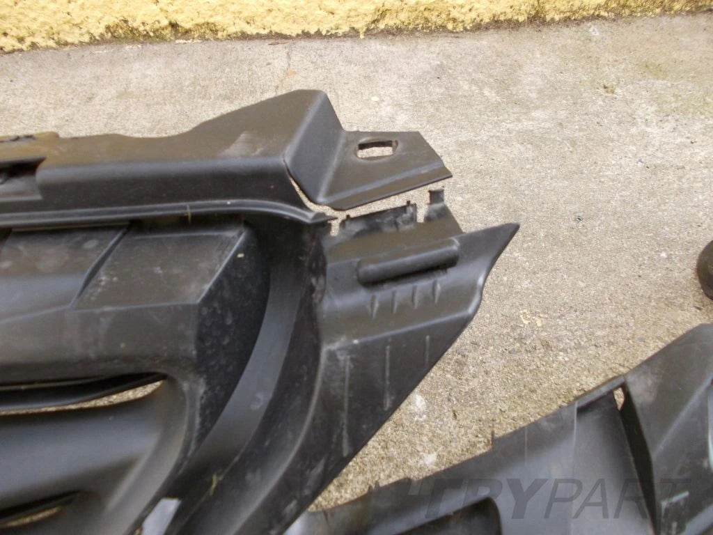 PEUGEOT 308 2 II T9 13- GRILL CATCH