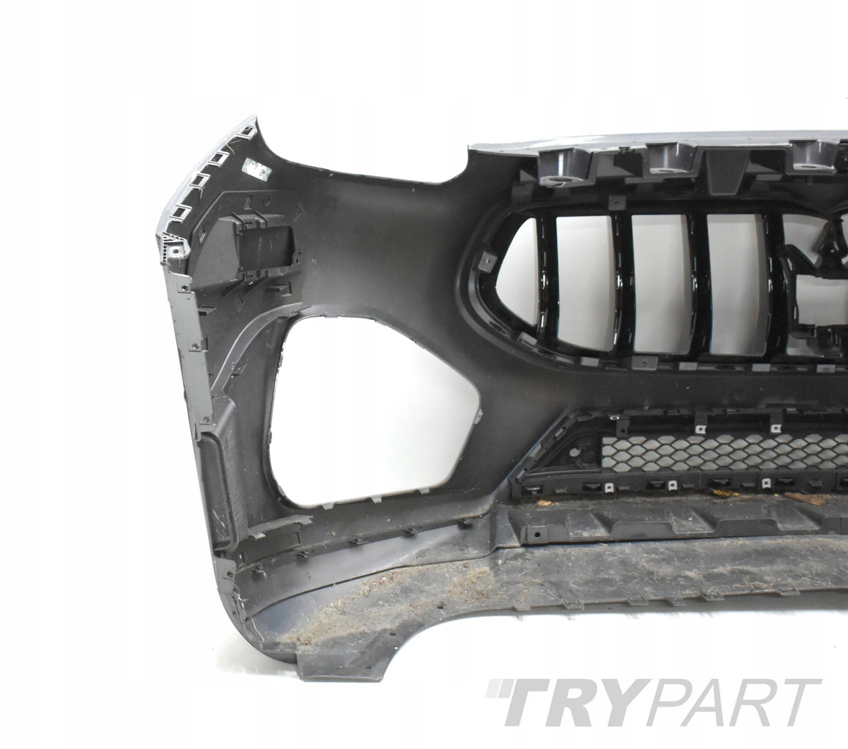 MASERATI GRECALE FRONT BUMPER ORG + GRILLE