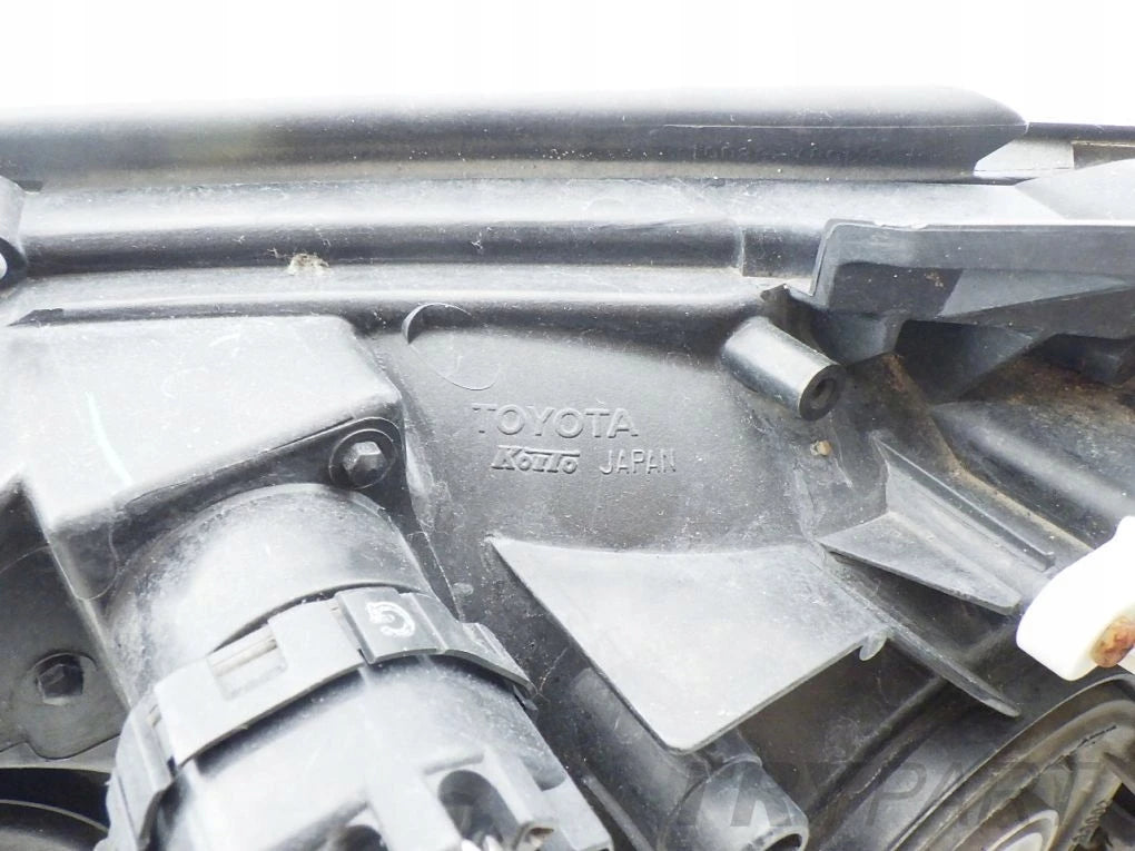 TOYOTA LAND CRUISER 200 J200 V8 07- front lamp right