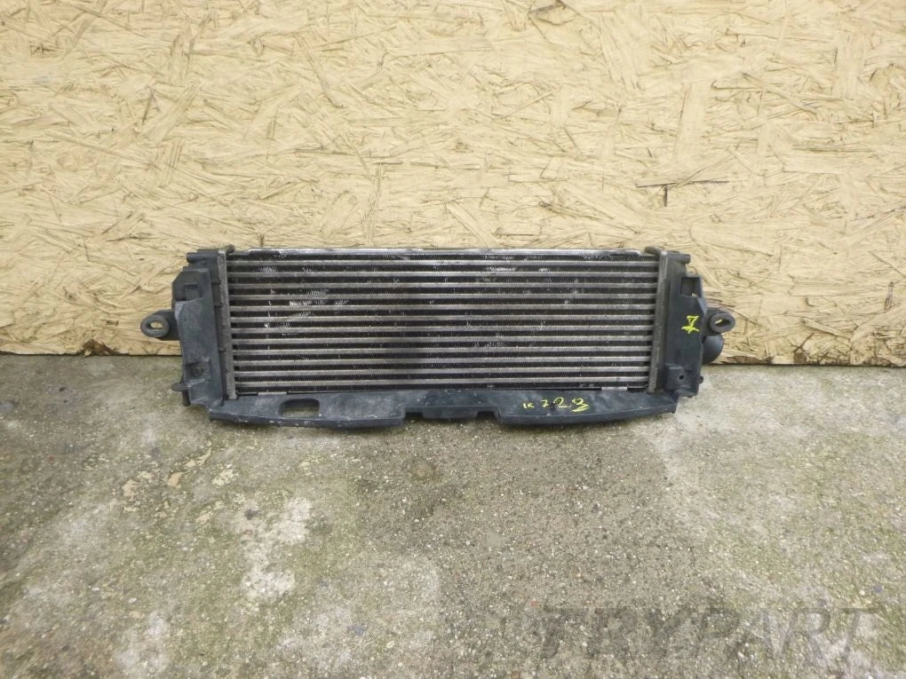 RENAULT TRAFIC VIVARO LIFT 2.0 2.5 06- intercooler