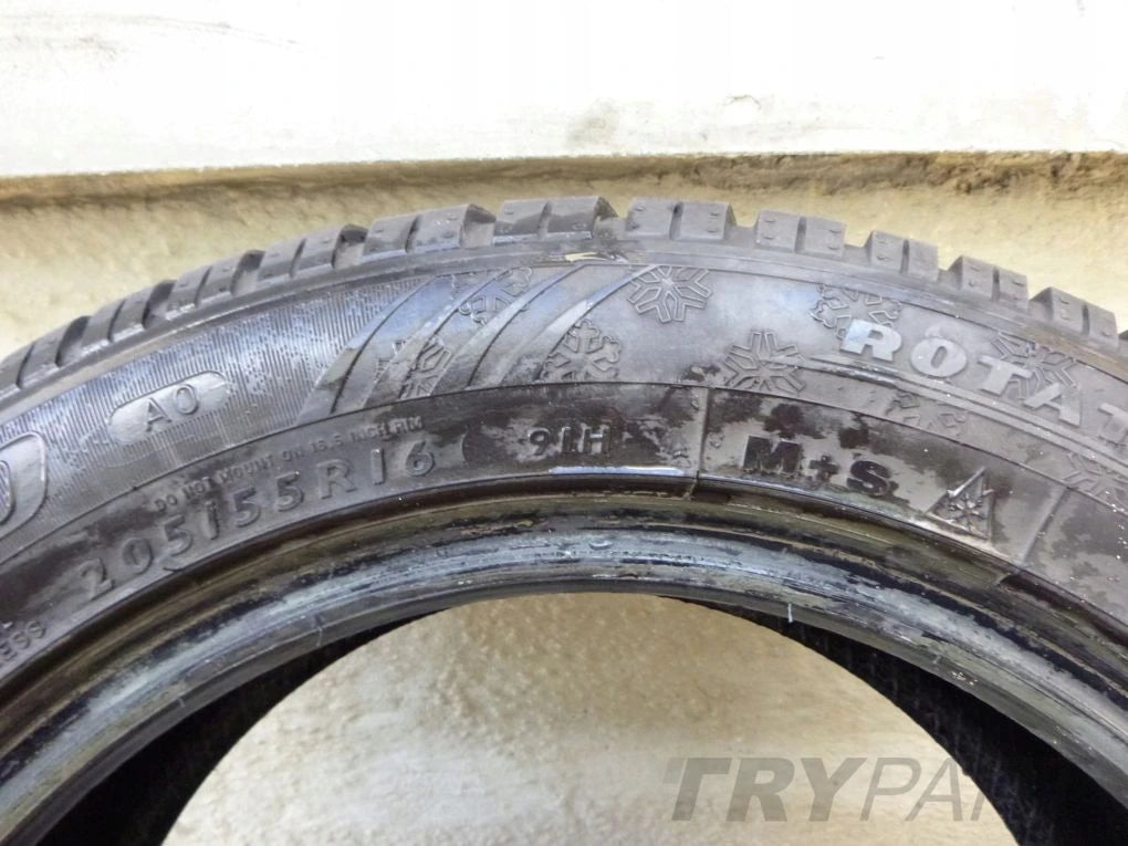 DUNLOP SPWINTERSPORT 4D 205 55 R16 91H Tire
