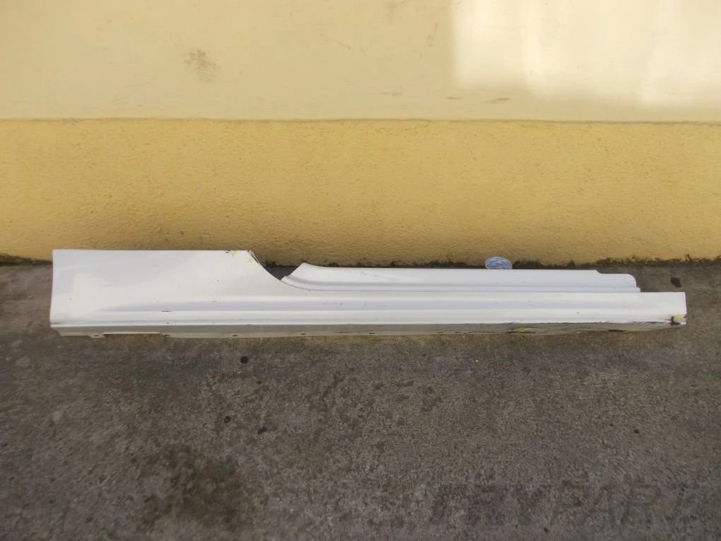 PEUGEOT RCZ Right Sill Molding