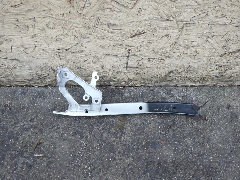 TOYOTA COROLLA E16 13- Front Panel Reinforcement Bracket