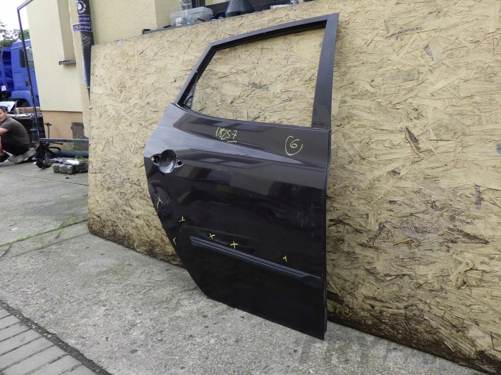 KIA VENGA 09- Right Rear Door