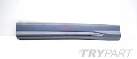 AUDI Q3 II 83A RIGHT FRONT DOOR STRIP ORG NEW