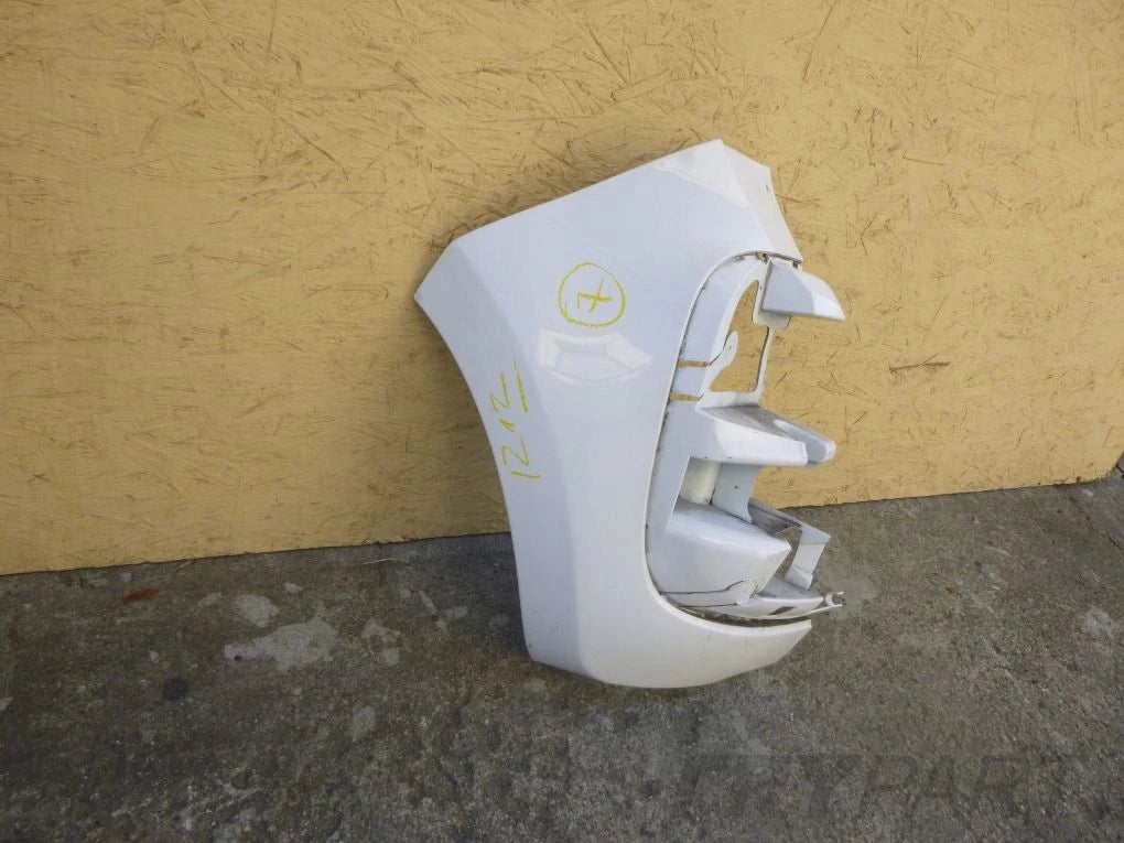 CITROEN C3 PICASSO left bumper corner