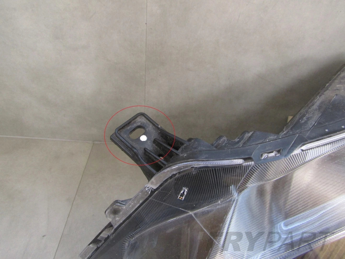 FRONT LAMP FORD KUGA MK3 STANDARD LENS LH LEFT 19-24 LV4B-13W030-AK