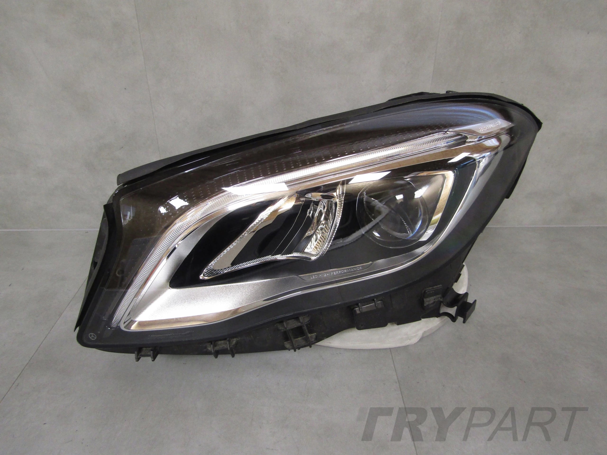 MERCEDES GLA 156 LIFT 17-20 LH LEFT FULL LED PERFORMANCE HEADLIGHT A15690