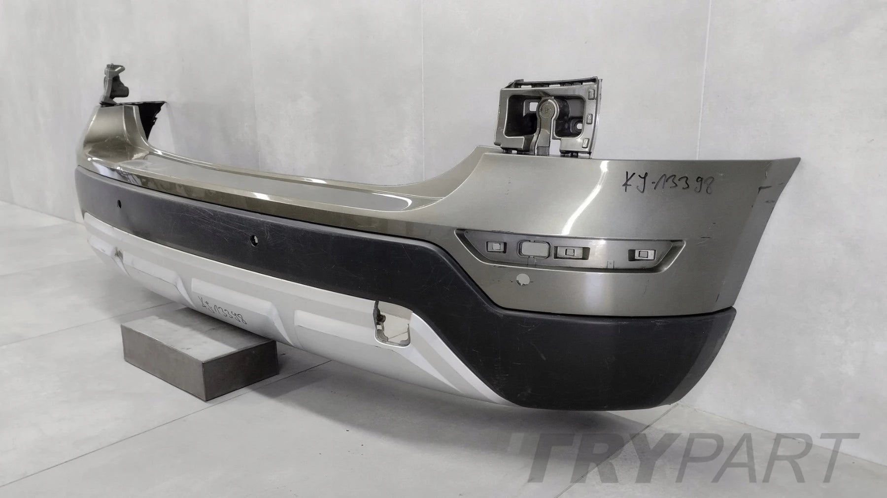 Skoda Yeti 5L6 Outdoor Lift Rear Bumper 13-17