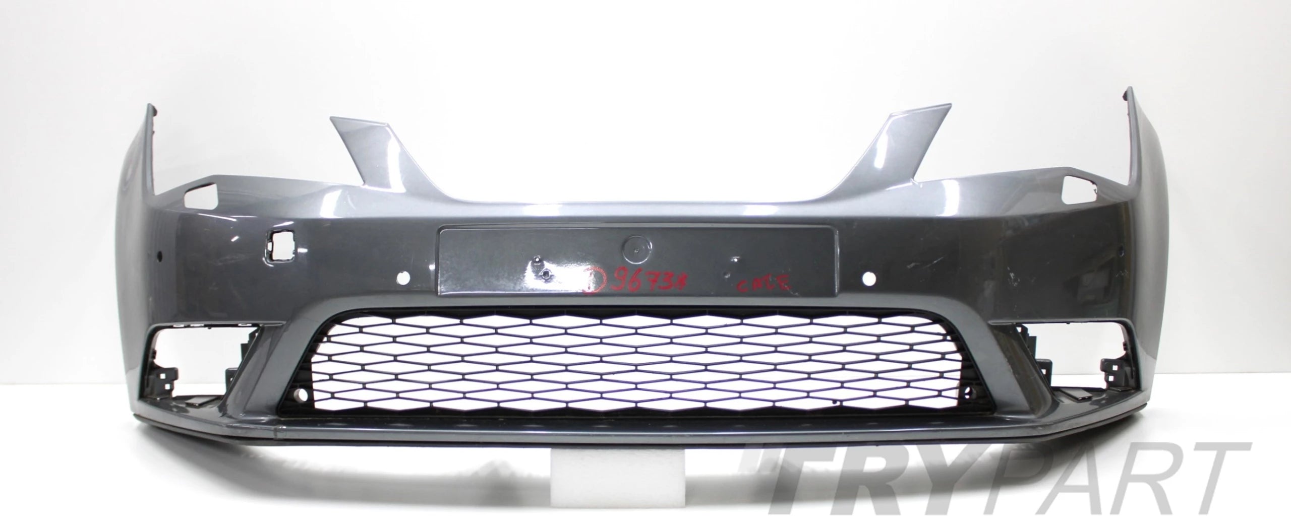 SEAT LEON III 5F0 FRONT BUMPER ORG + GRILLE
