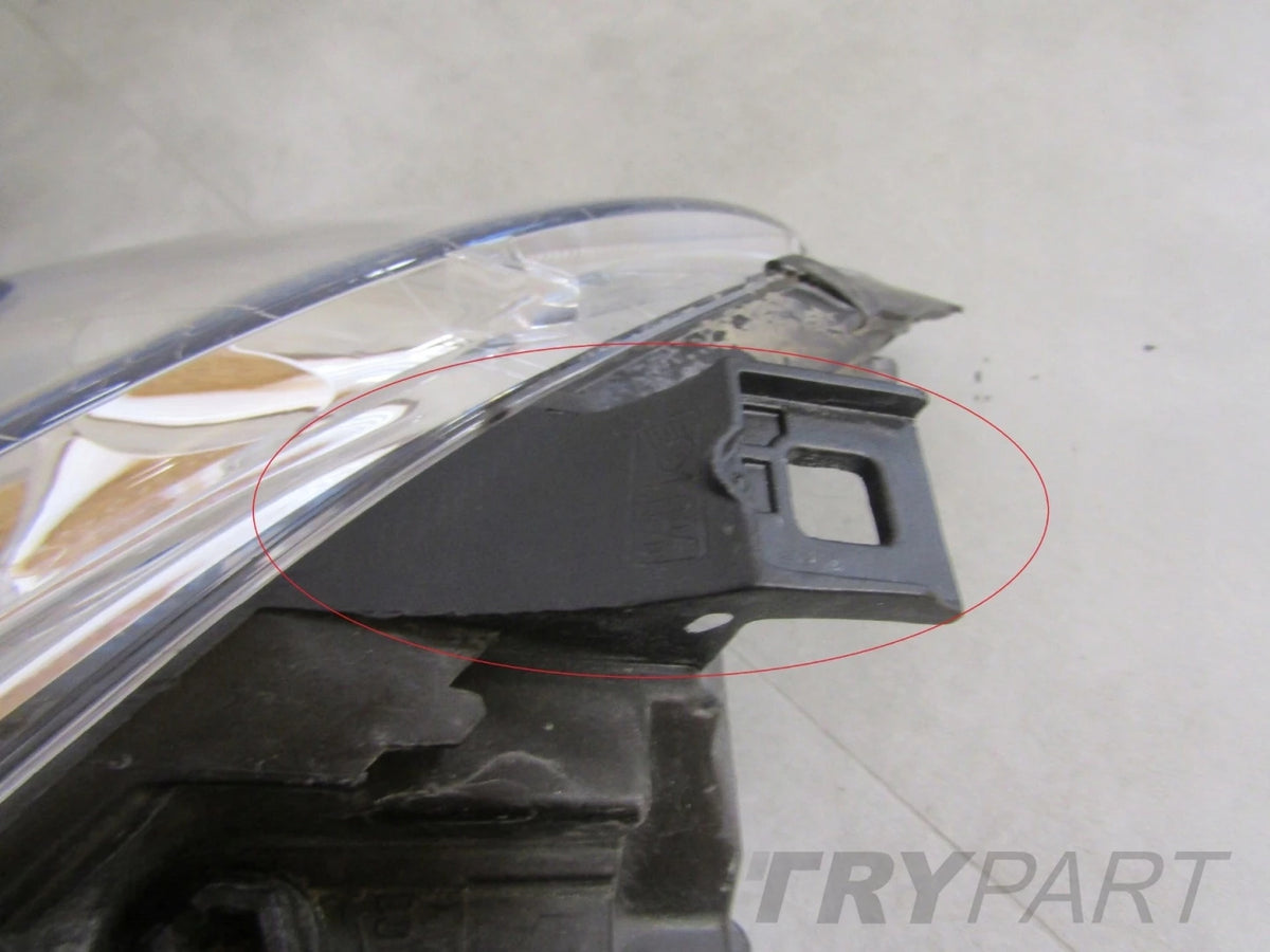 MERCEDES A-CLASS W169 HEADLIGHT RH RIGHT XENON 04-A1698201261
