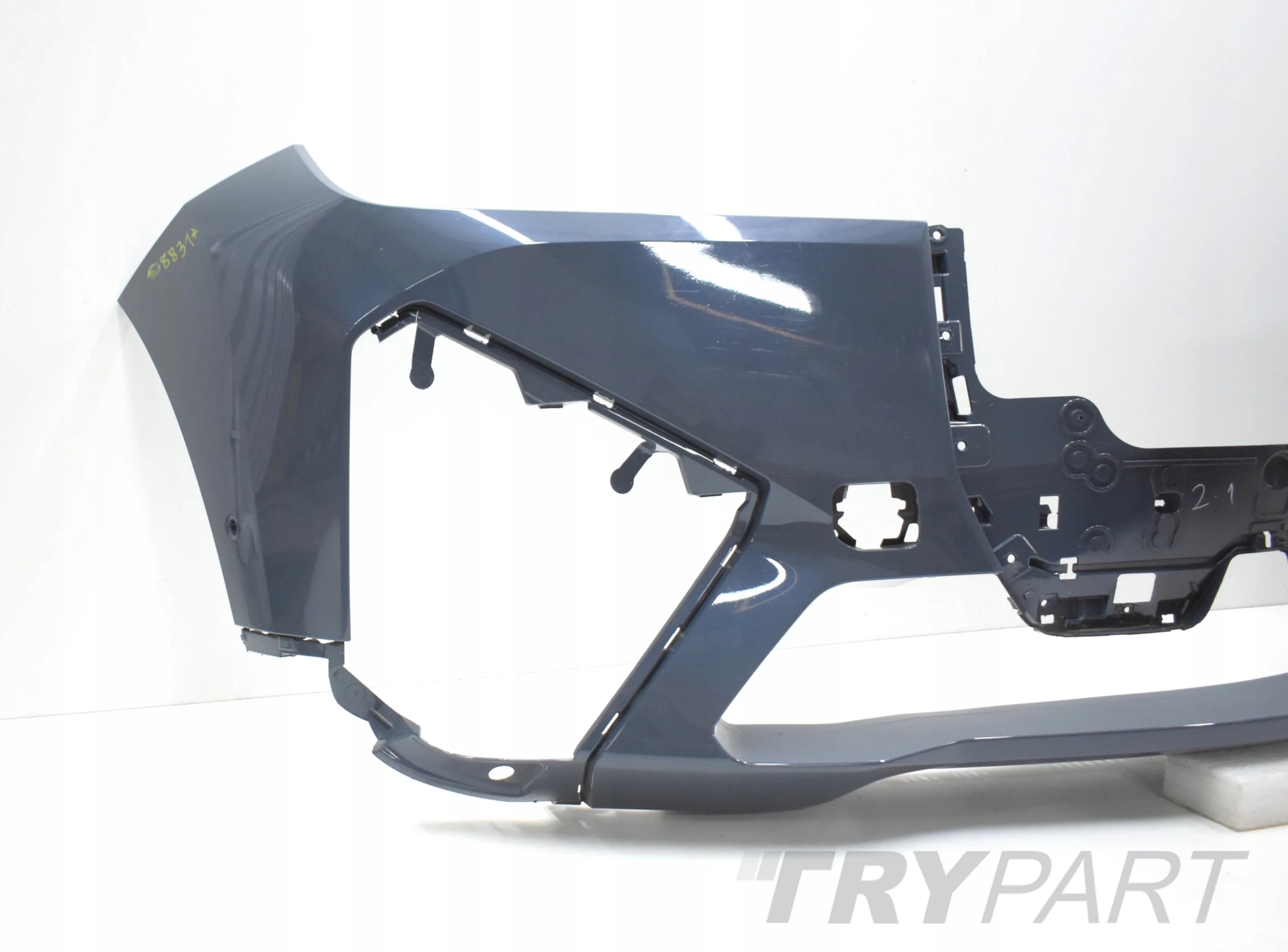 BMW IX I20 M PACKAGE FRONT BUMPER ORG + GRILLE