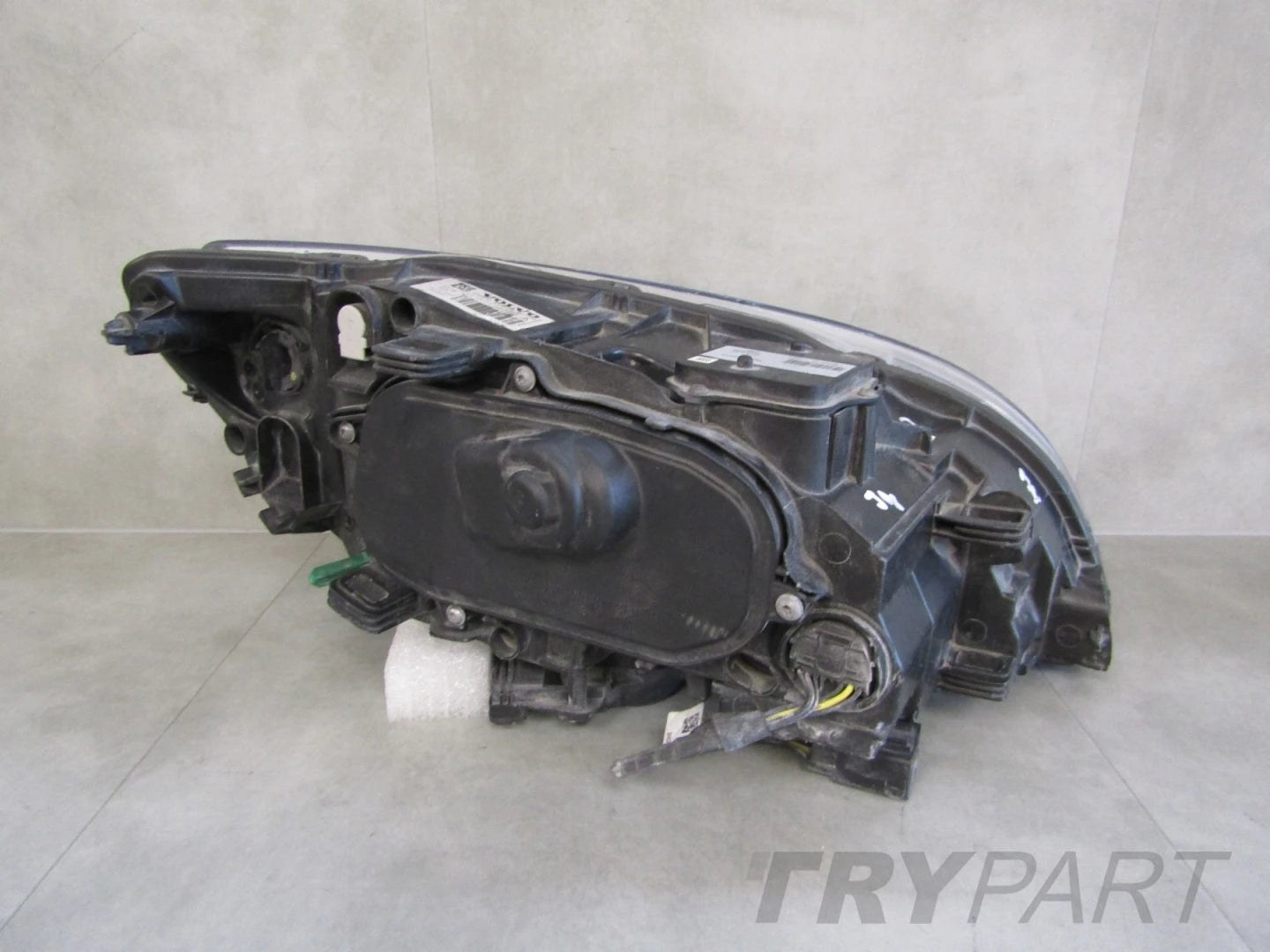 Front Headlight Volvo V60 S60 LIFT XENON ACTIVE BENDING 14-18 LH 31420253