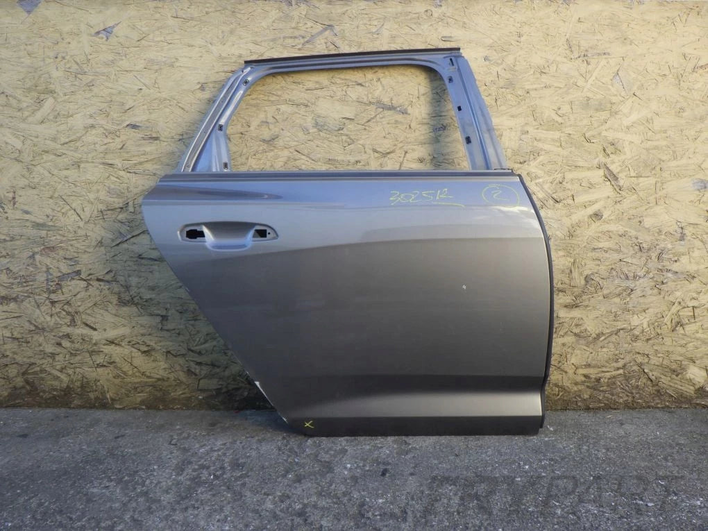 AUDI A6 C8 4K9 KOMBI Rear Right Door