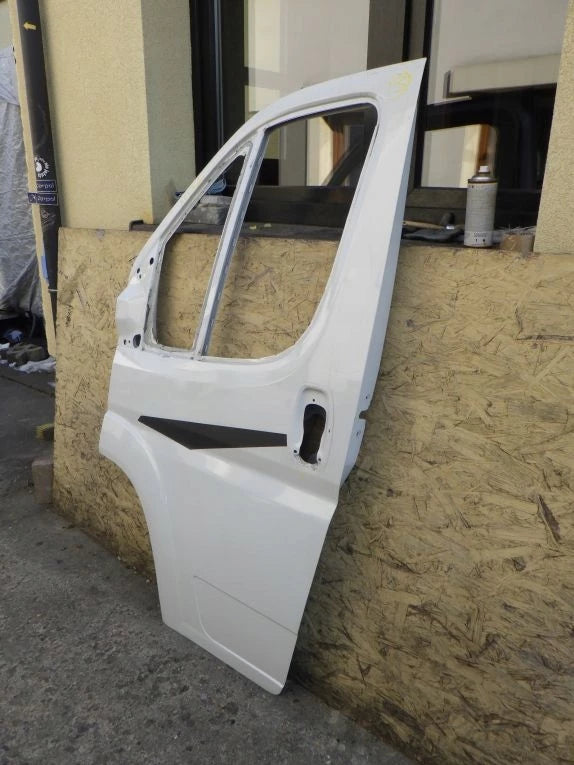 DUCATO BOXER JUMPER 06- LEFT FRONT DOOR WITHOUT STRIP