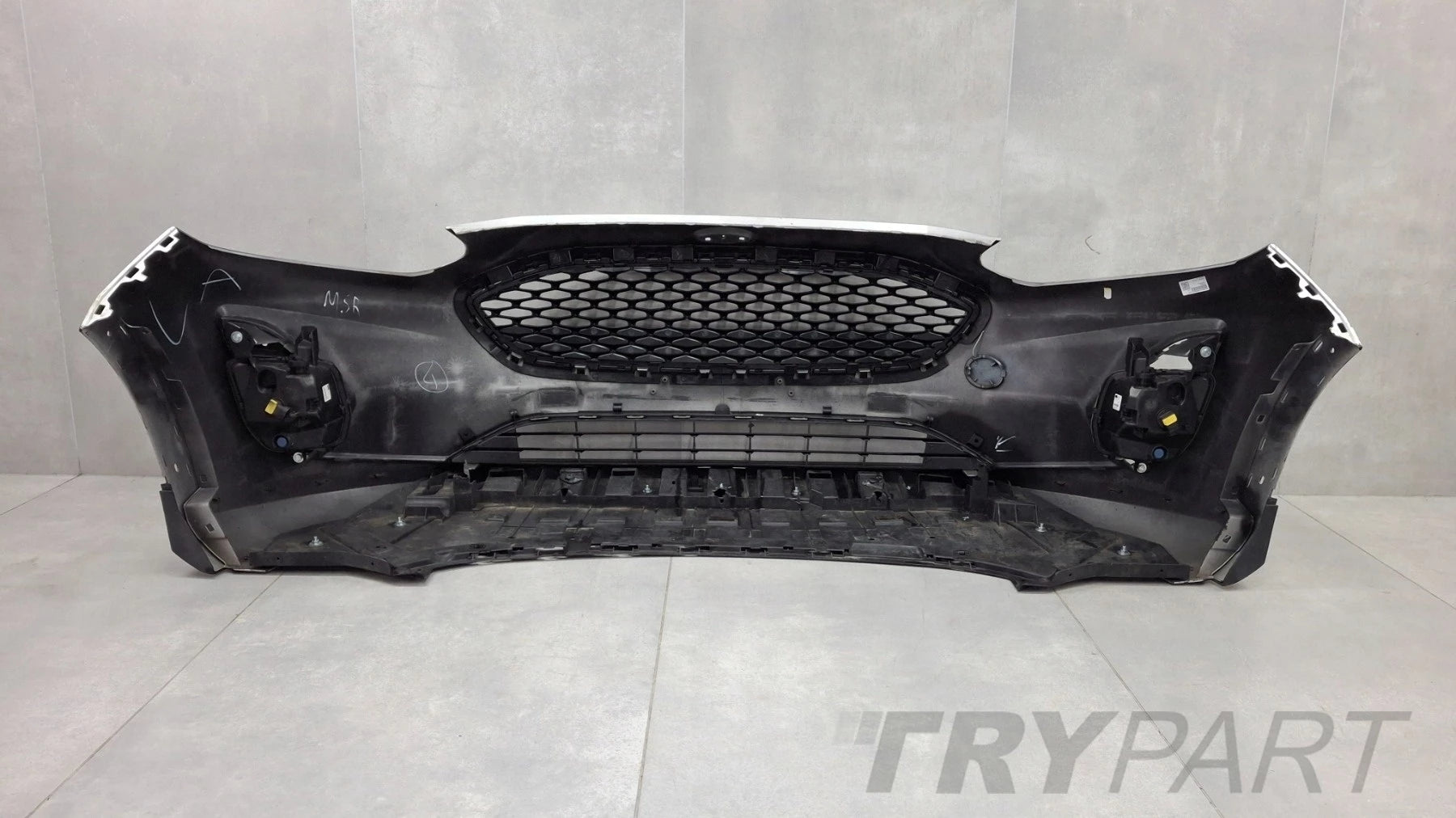 Front Bumper Ford Fiesta Mk8 VIII ACTIVE 17-21 / + Cover + Fog Light