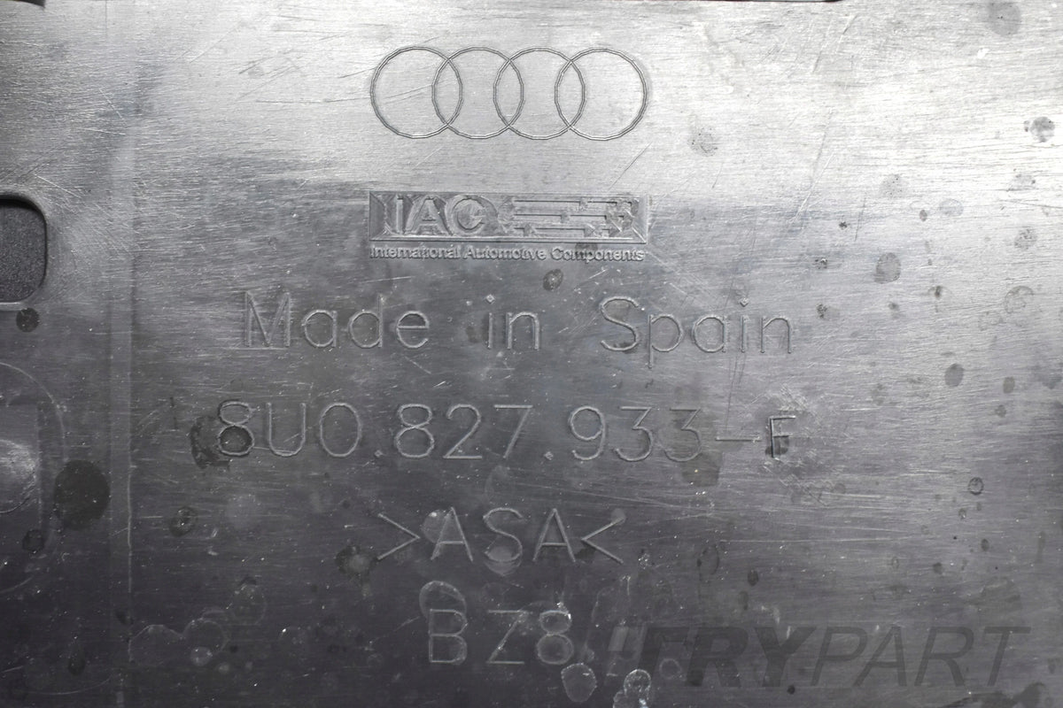 AUDI Q3 8U0 TAILGATE LOTKA SPOILER ORG + LIGHT