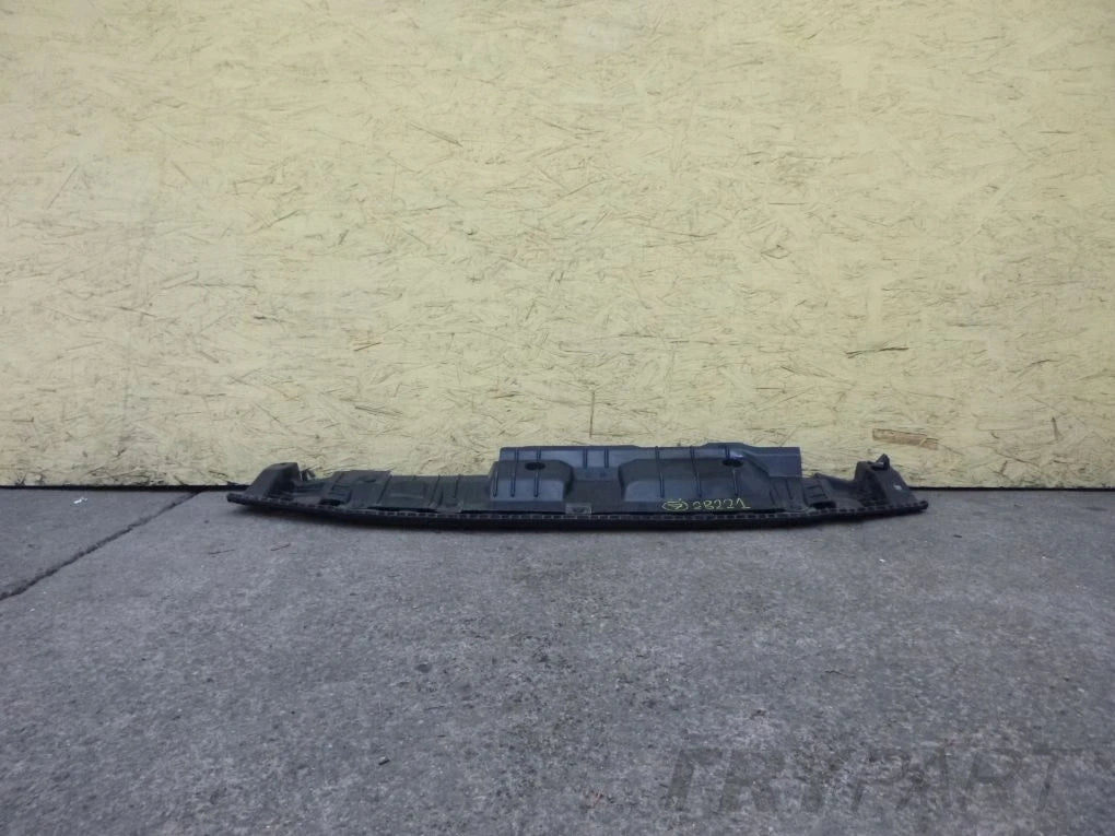 TOYOTA YARIS III 3 bumper cover plate